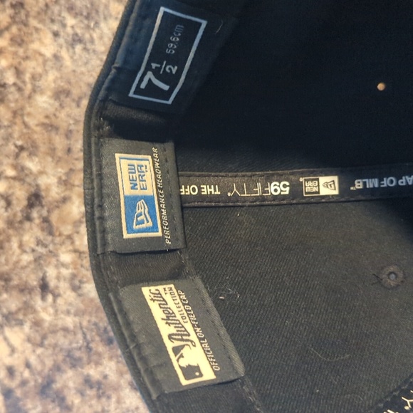 New Era Flat Brim Oakland A's Hat - Picture 3 of 3